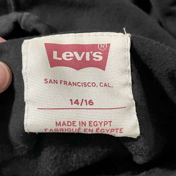 Boys size 14/16 Levi’s Camo Print Logo. - Picture 5 of 6